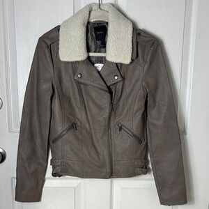 NEW Forever 21 Taupe Faux Leather Moto Jacket Removable Sherpa Collar Size Small